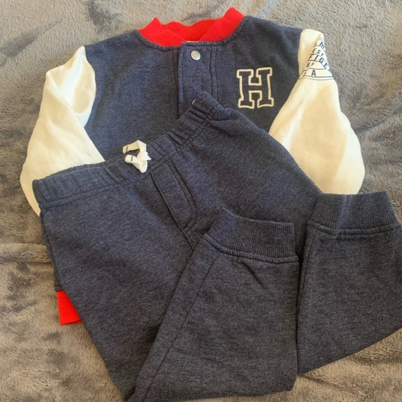 Tommy Hilfiger Kids Navy and Cream Jogger Set - Picture 1 of 7